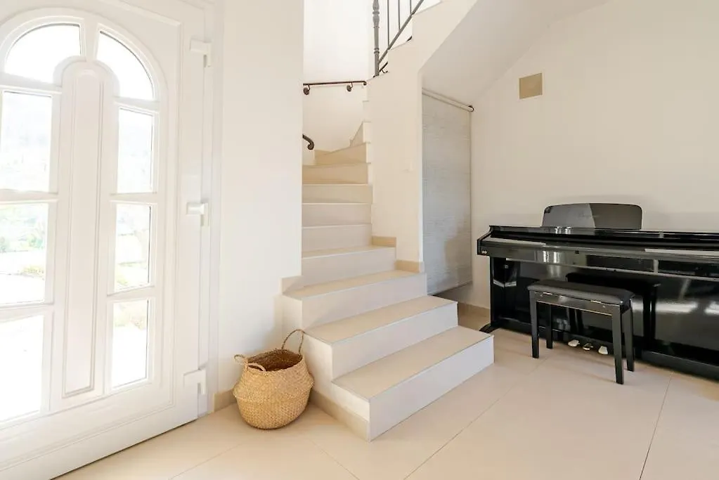 Villa Des 14 Oliviers Piscine Et Spa ル・リュック 0*,