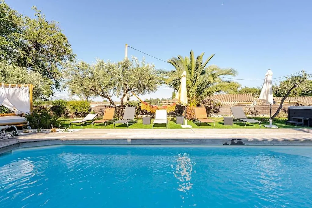 Villa Des 14 Oliviers Piscine Et Spa ル・リュック