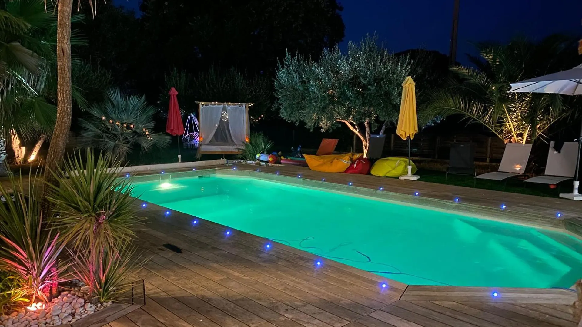 Villa Des 14 Oliviers Piscine Et Spa ル・リュック